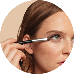 Eye makeup