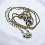 عقد قلادة بثلاث حلقات مترابطة