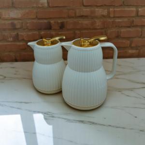 Elegant Hot & Cold Thermos Jug